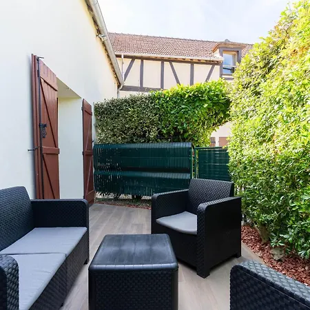Esbly, Jacuzzi, Terrasse, Disneyland Esbly